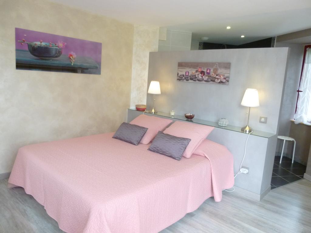 Bed and Breakfast Au Mas De Gamet Théminettes Zewnętrze zdjęcie
